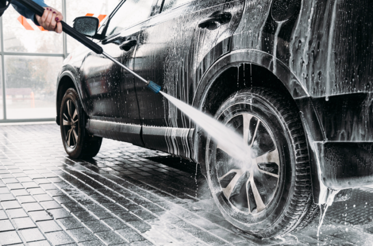 6 Reasons More Drivers Are Switching to Doorstep Car Wash Services
