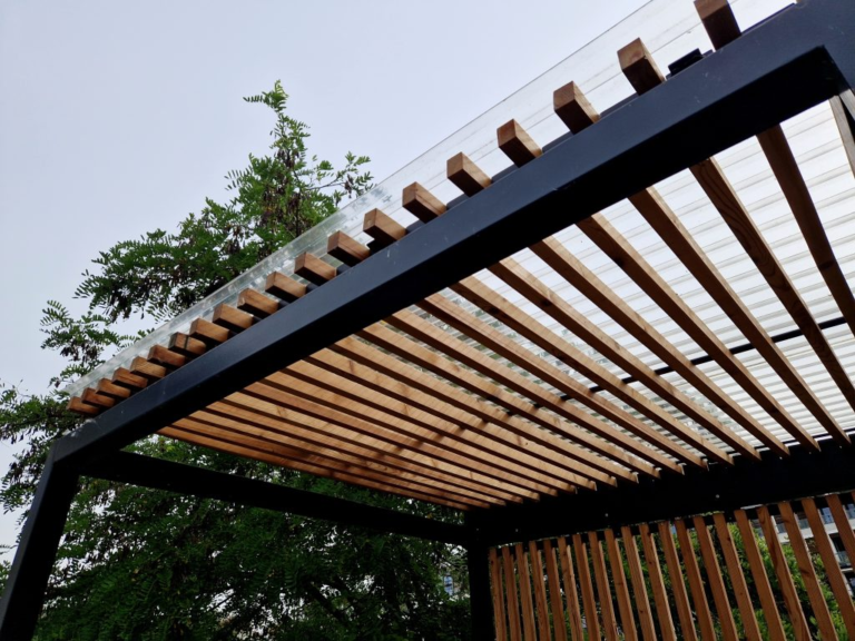 How to Choose the Right Pergola Installation Services for Your Home