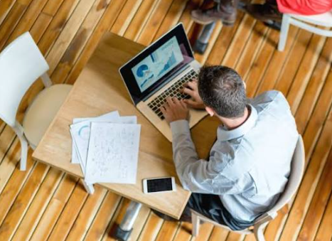 How Technology Is Helping Restaurants Attract More Customers